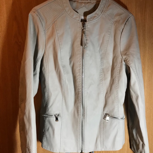 Cleo Motorcycle Style Vegan Leather Jacket (S/M) - Picture 7 of 8